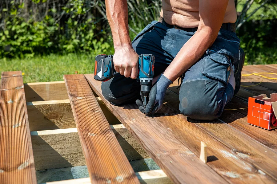 Altrix craftsman building a deck